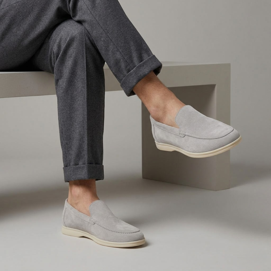 Quirin | Narrow Cut Lined Suede Loafers