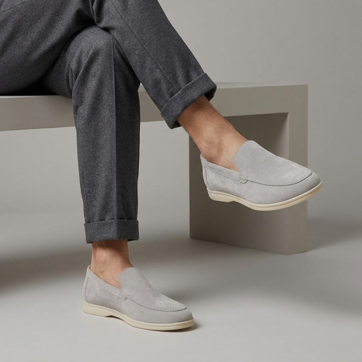 Quirin | Narrow Cut Lined Suede Loafers