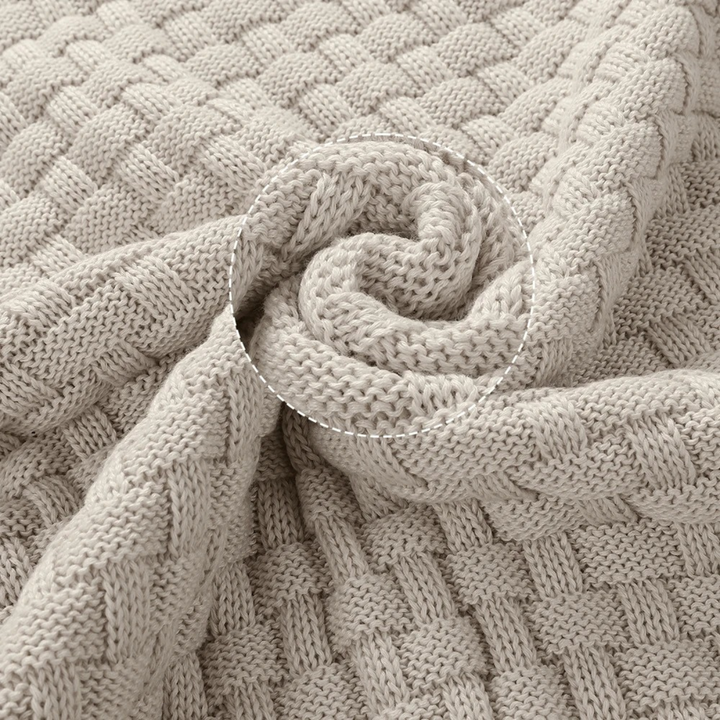Onil | Buttoned Collar Textured Knit