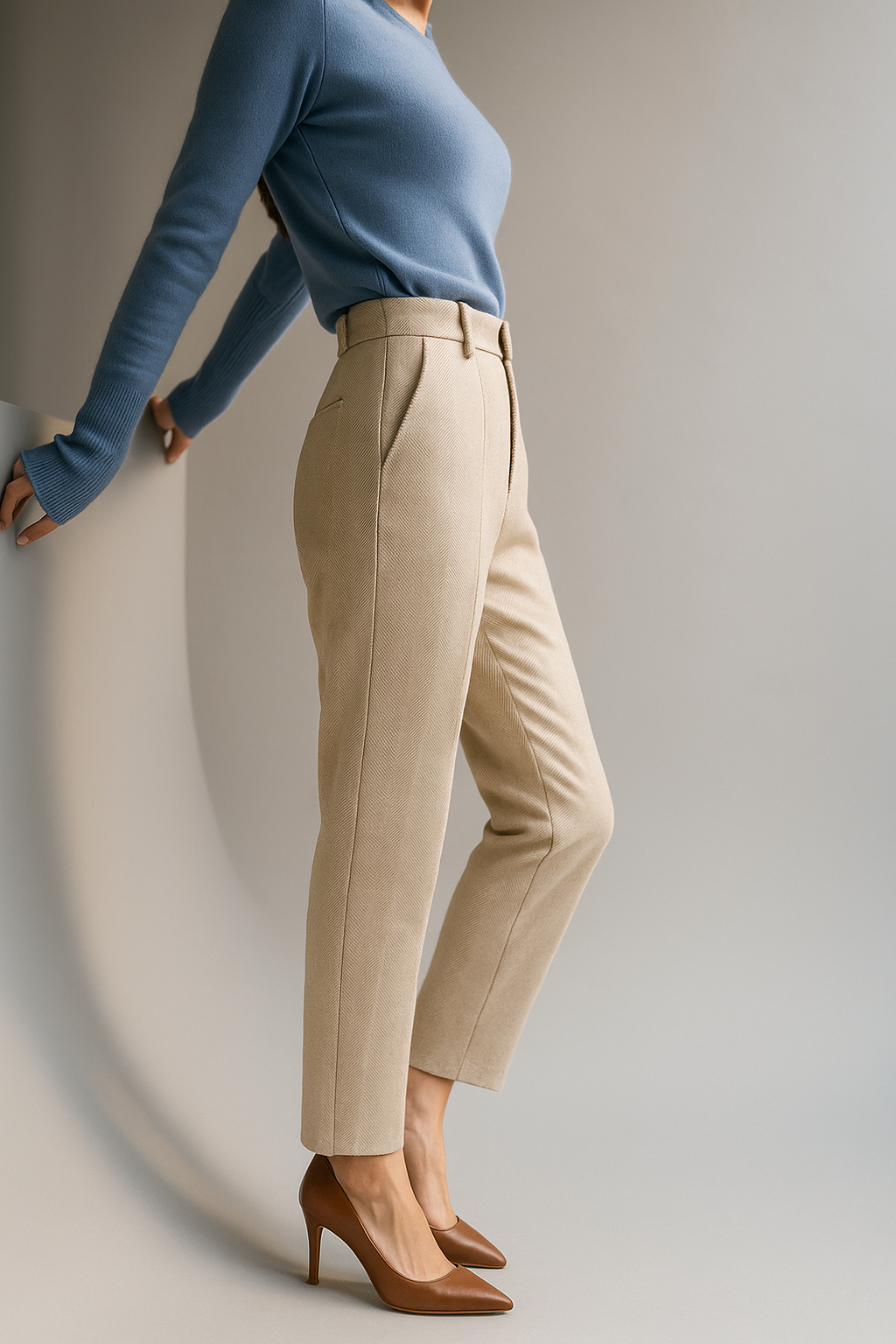 Suzette | 60% Wool Tapered Ankle Trousers