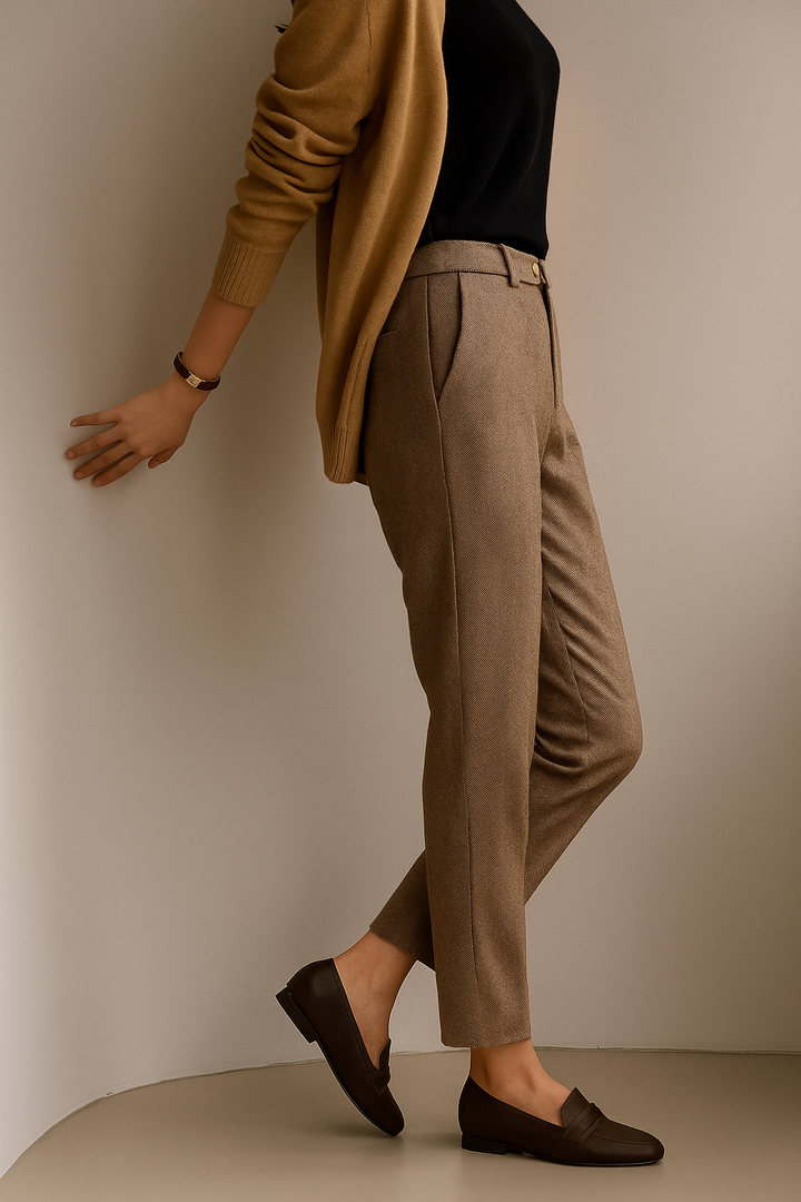 Suzette | 60% Wool Tapered Ankle Trousers