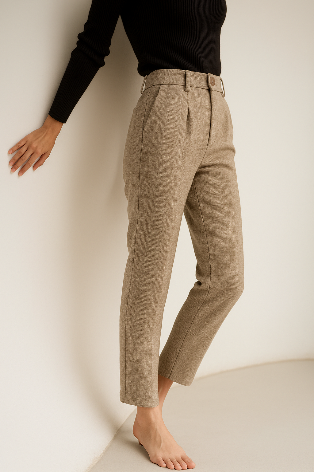 Suzette | 60% Wool Tapered Ankle Trousers
