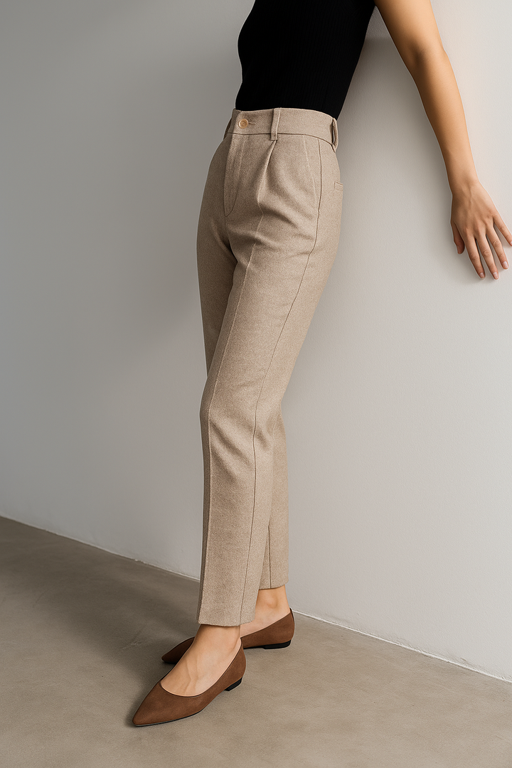 Suzette | 60% Wool Tapered Ankle Trousers