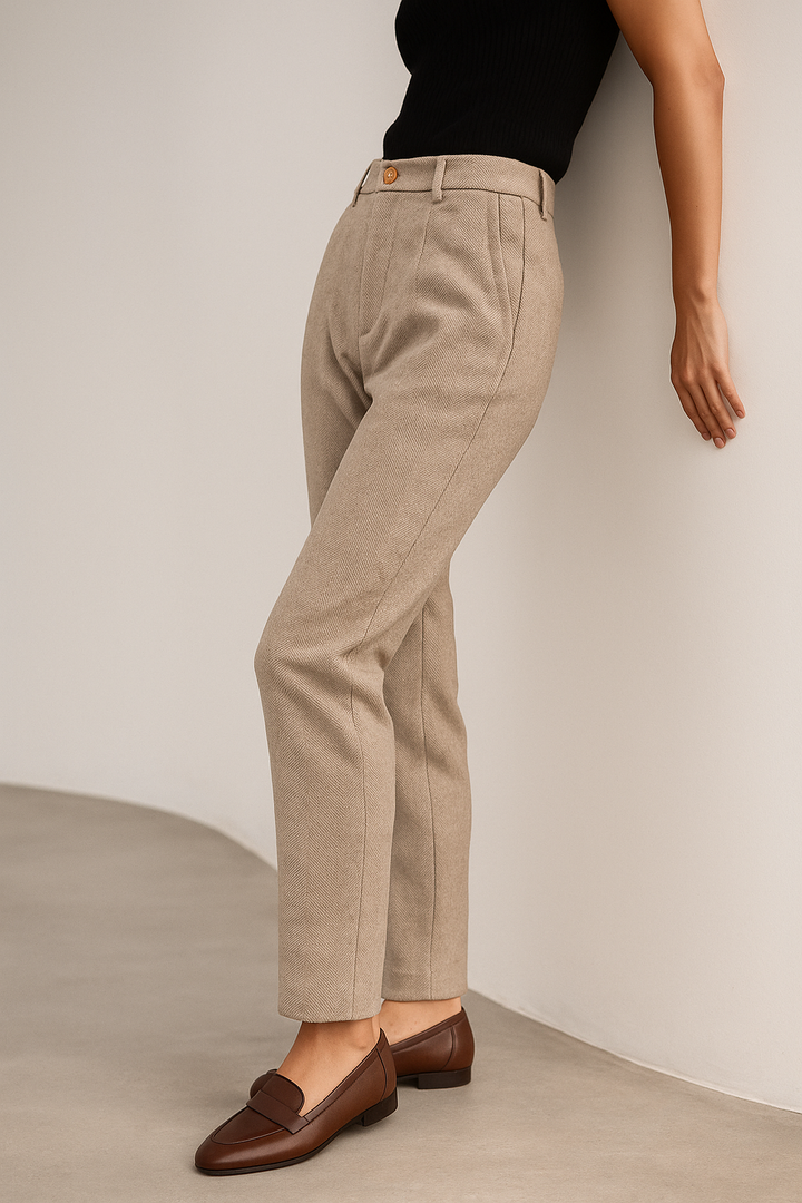 Suzette | 60% Wool Tapered Ankle Trousers