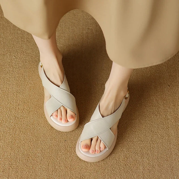 Bathilde | Crossover Band Padded Slides