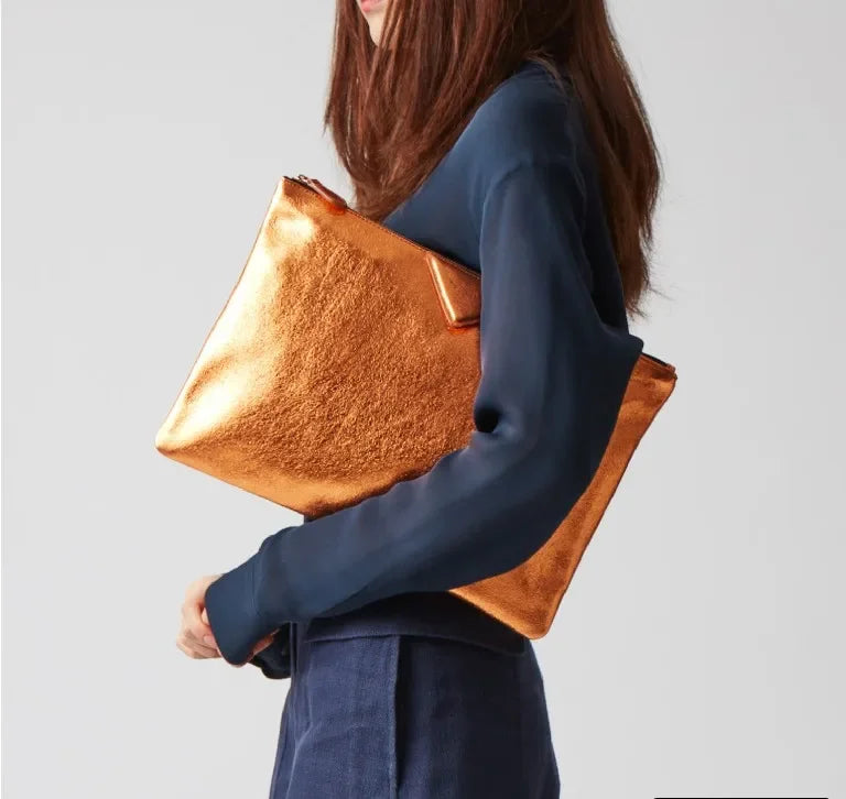 Metallic Hard Shell Evening Clutch