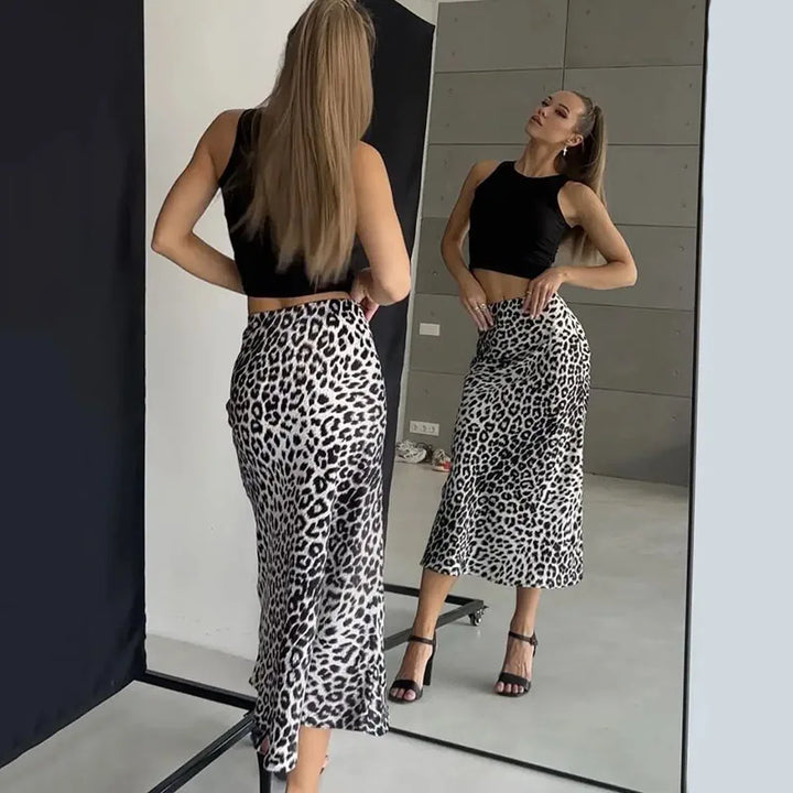 Alexandrine | Leopard Print Satin Skirt