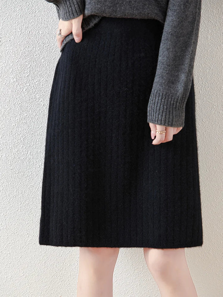 Rejeanne | Ribbed Merino Wool Midi Skirt