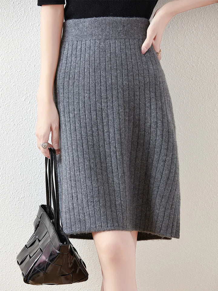Rejeanne | Ribbed Merino Wool Midi Skirt