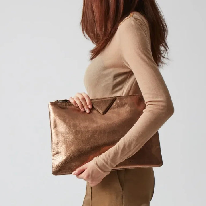 Metallic Hard Shell Evening Clutch