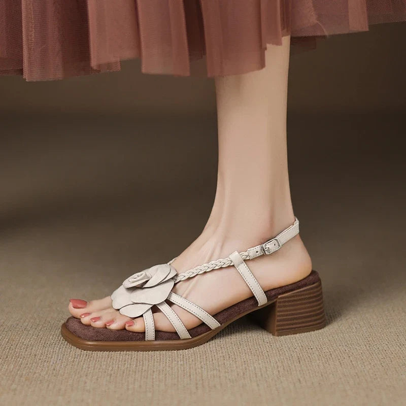 Laurianne | Chunky Heel Flower Band Sandals