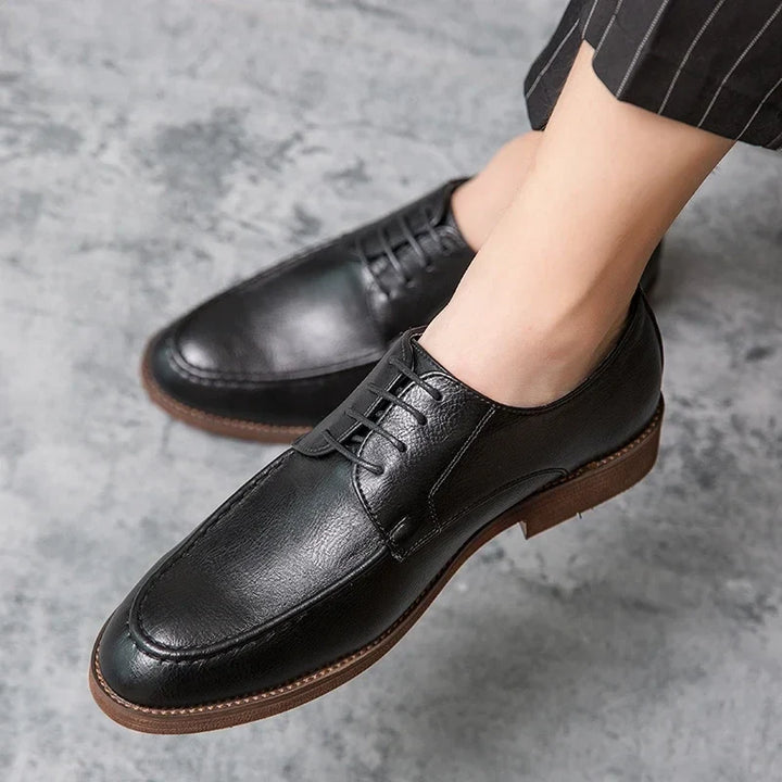 Désiré | Closed Lacing Leather Oxfords