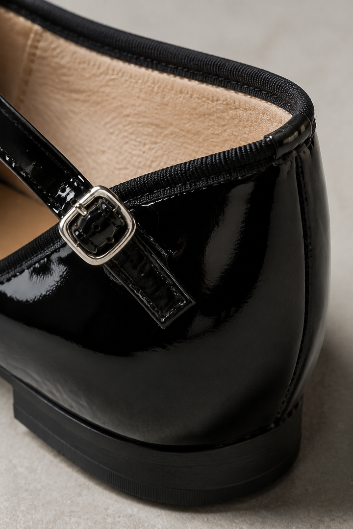 Alice zwarte patent Mary Jane – detail zool en hak