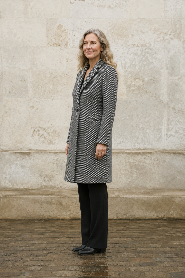 Apolline | Tailored Wool Winter Coat - Black and White