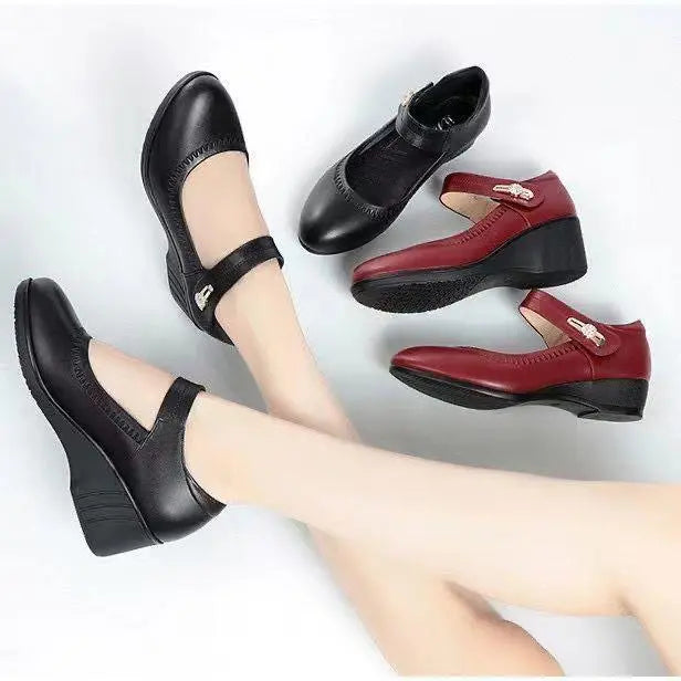 Norma | Grip Sole Mid Heel Pumps