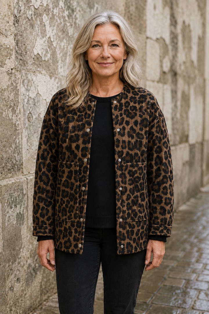 Charlene leopard jacket open