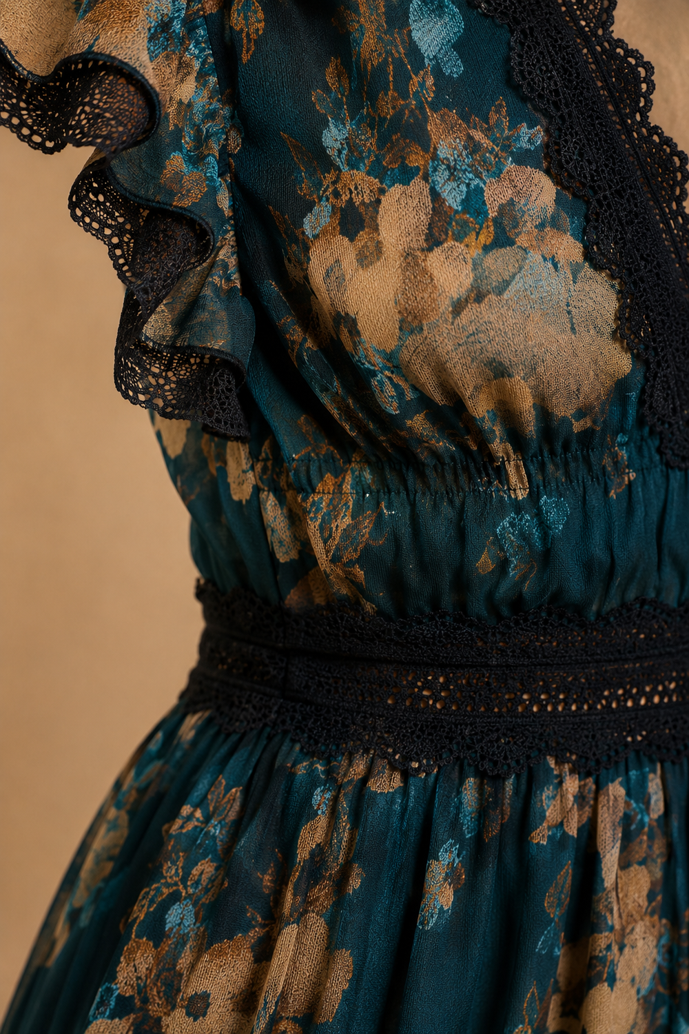 LAURENTIDE generated material close-up — dress 52