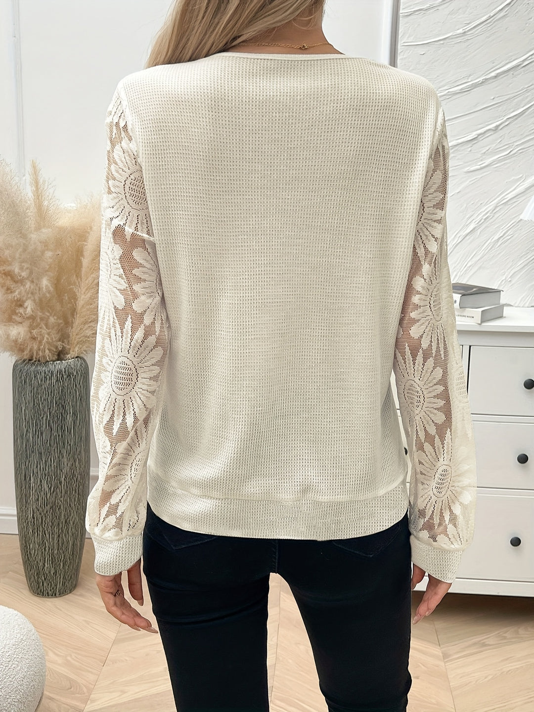 Veronique | Lace Panel Lantern Top