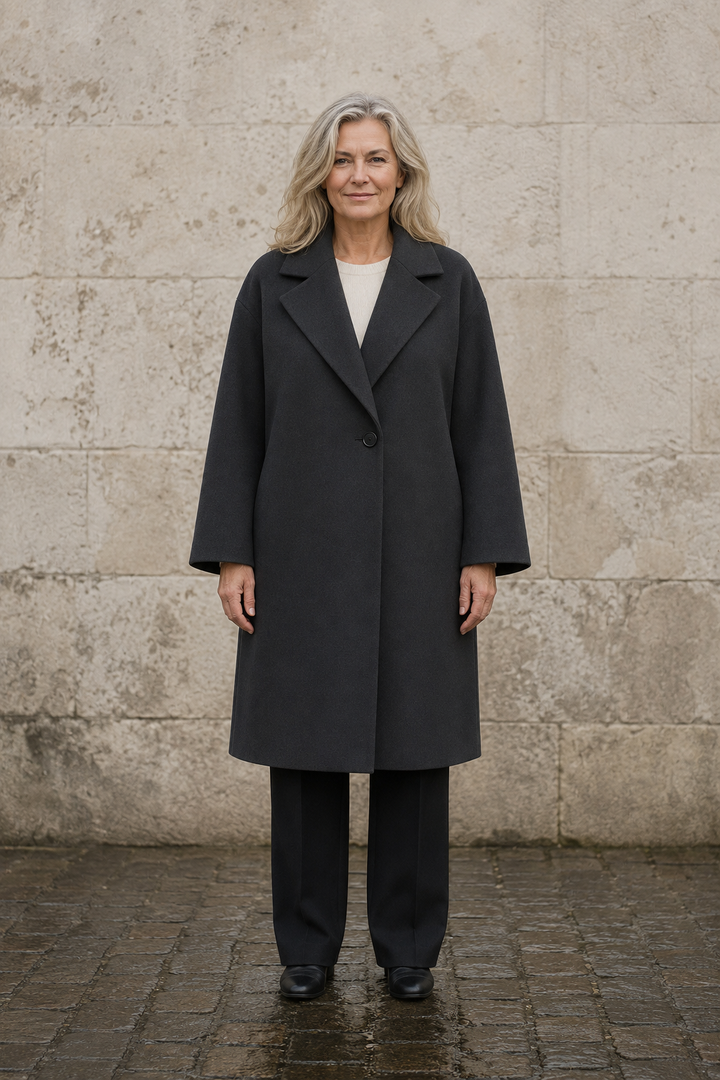 Emma elegant wool coat closed