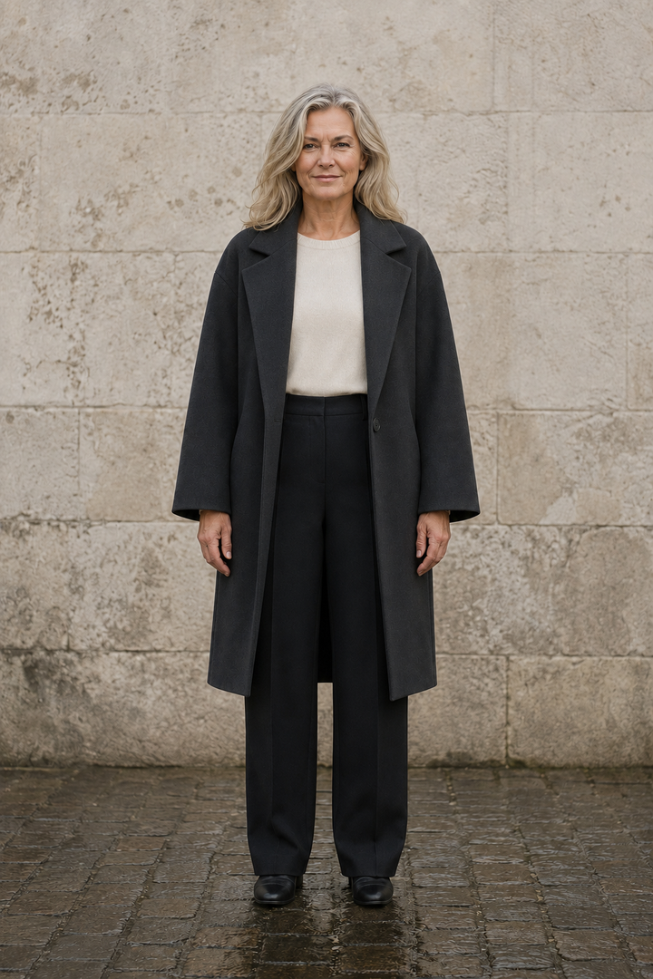 Emma elegant wool coat open