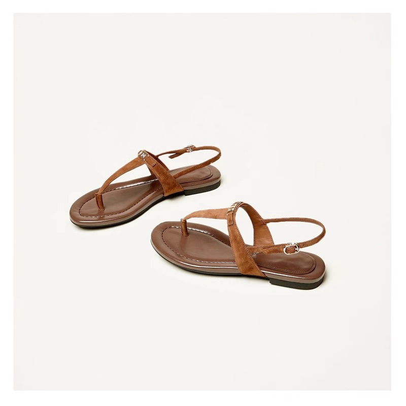 Aloise | Gold Buckle Thong Sandals