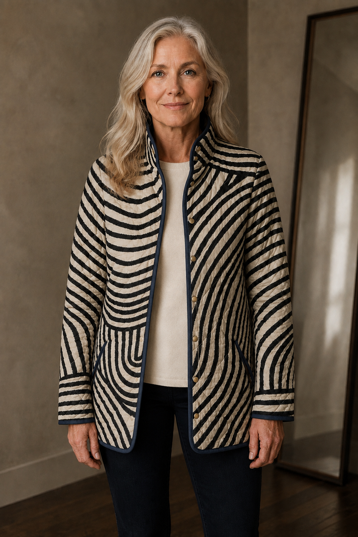 Inaya retro quilted jacket open