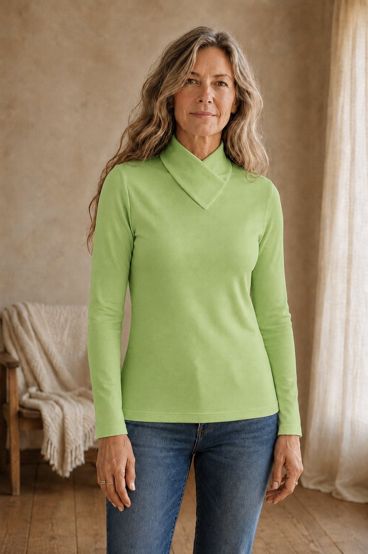 Lucinda | Fine Merino Turtleneck - Green front hero