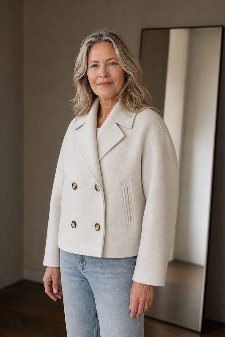 Madeleine | Double-Breasted Short Jacket - White