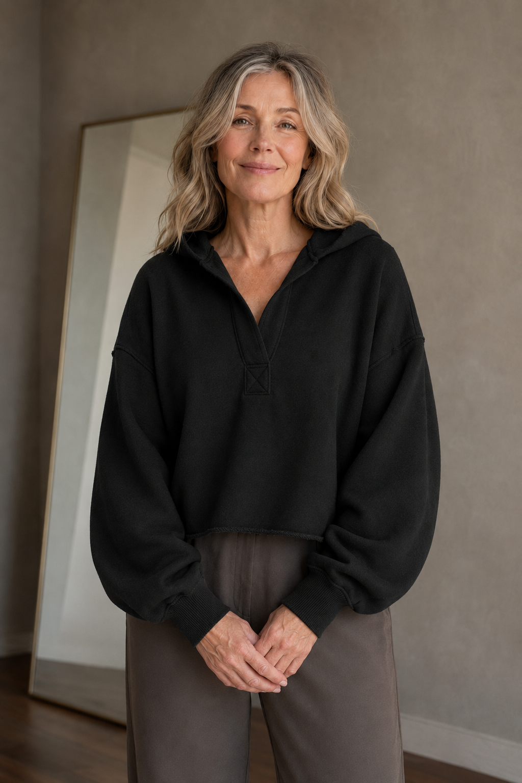 Philippa | 50% Cotton Cropped Hoodie - Black