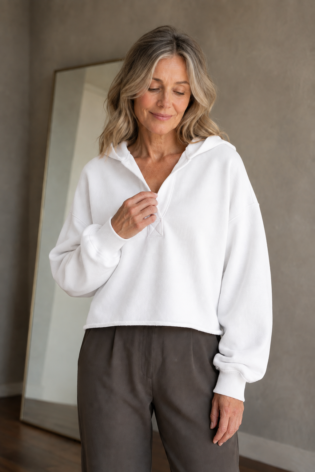 Philippa | 50% Cotton Cropped Hoodie - White