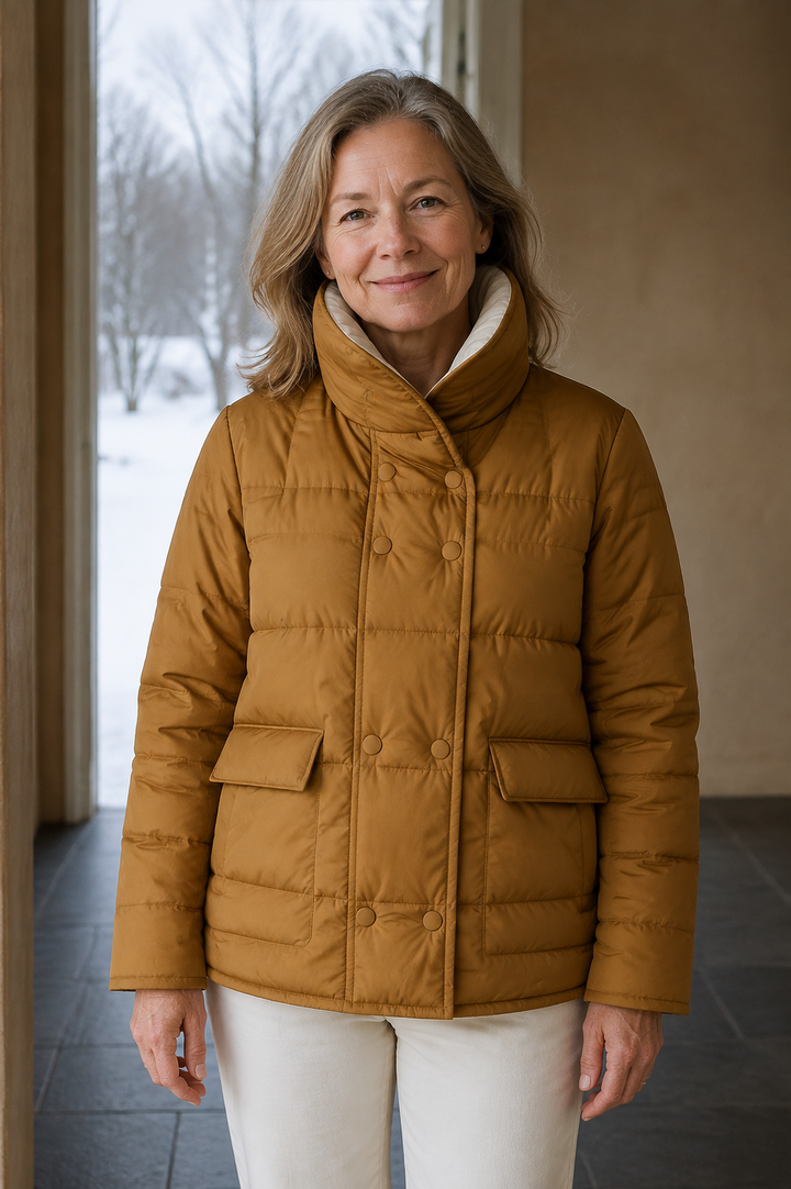 Reversible quilted down jacket closed