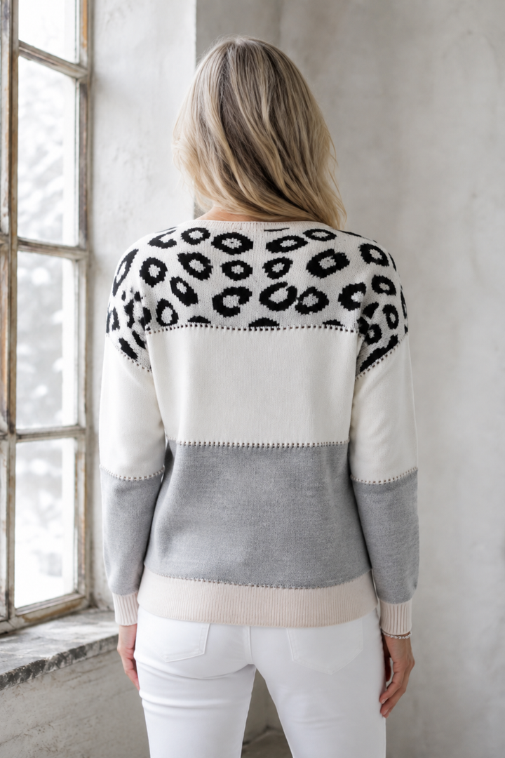 Roxanne | Leopard Print Knit Sweater - Gray