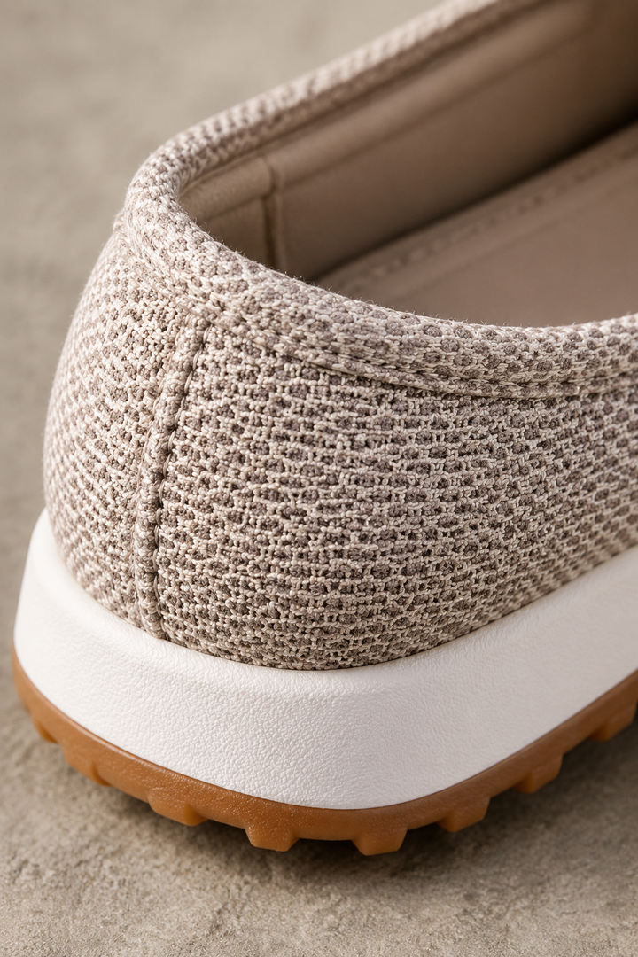 Susie beige loafer sneaker – detail zool en hak