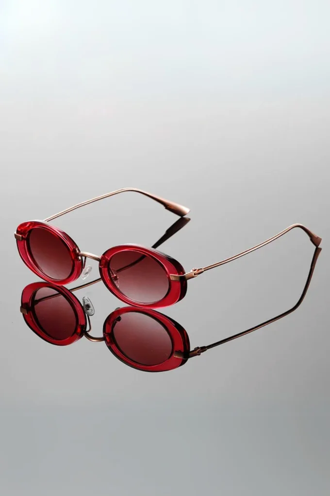 Oval Polarized Sunglasses, Gradient Tint