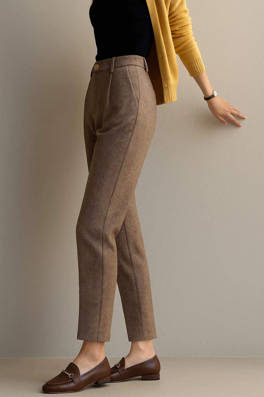 Suzette | 60% Wool Tapered Ankle Trousers