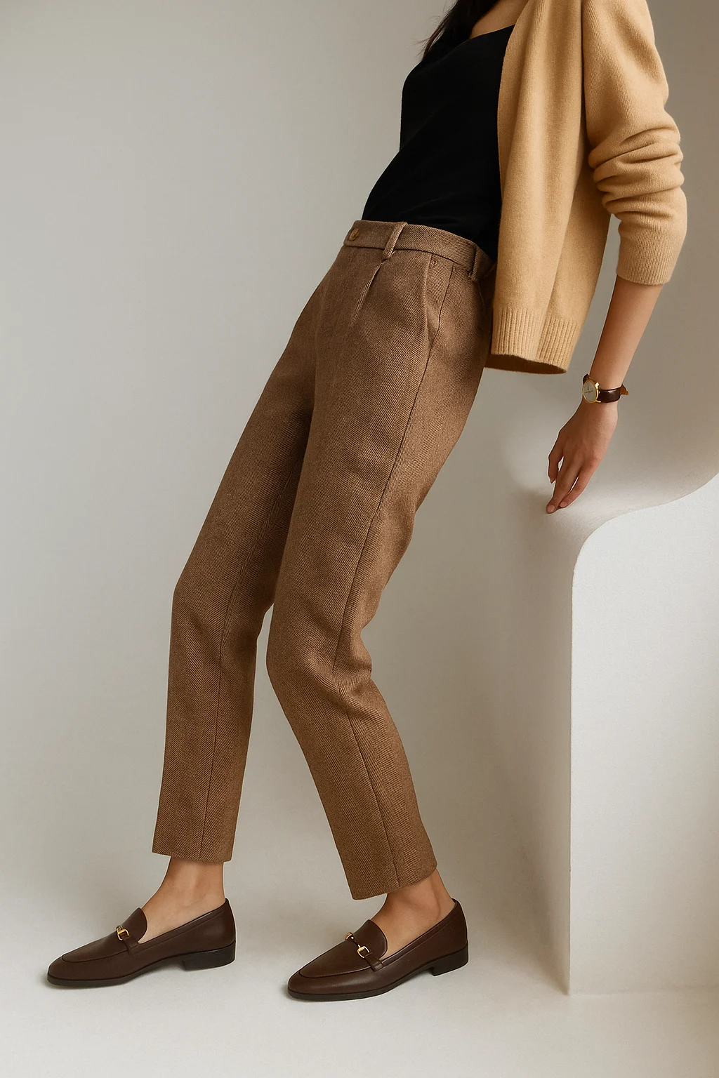 Suzette | 60% Wool Tapered Ankle Trousers