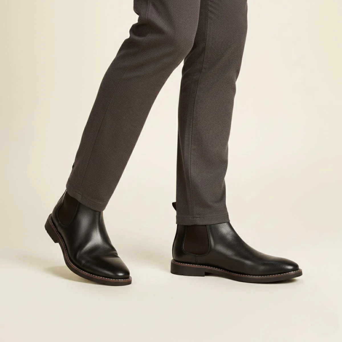 Rodrigue | Pull Tab Chelsea Boot