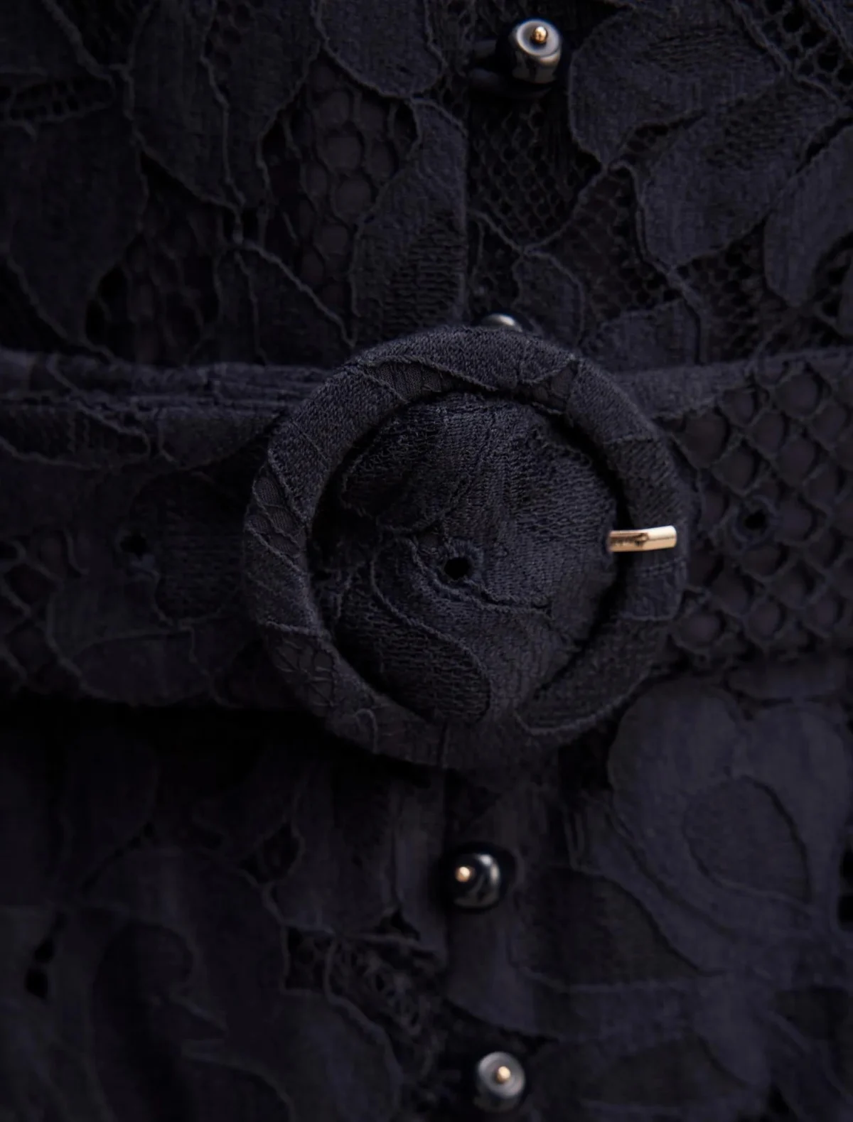 Alberta | Lined Floral Lace Midi Dress