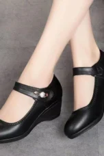 Norma | Grip Sole Mid Heel Pumps