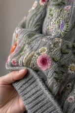 Maurine™ | Vintage floral Knit Jumper fabric texture close-up