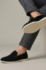 Quirin | Narrow Cut Lined Suede Loafers