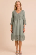 Miriam | Lined Scalloped Lace Midi Dress