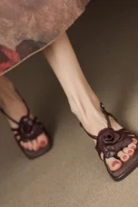 Laurianne | Chunky Heel Flower Band Sandals