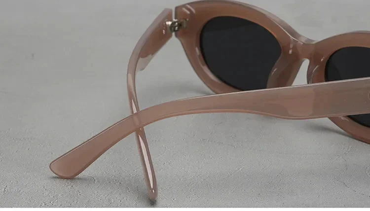 Thick Rim Round Sunglasses