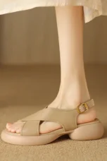 Bathilde | Crossover Band Padded Slides
