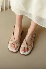 Maximilienne | Leather Low Platform Sandals