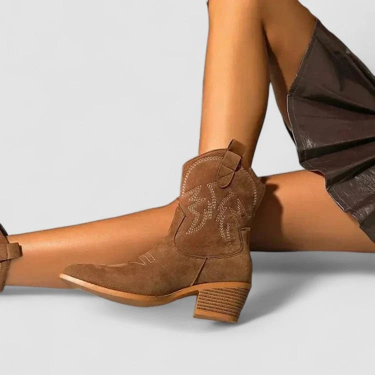 Lillian | Cushioned Suede Western Boots