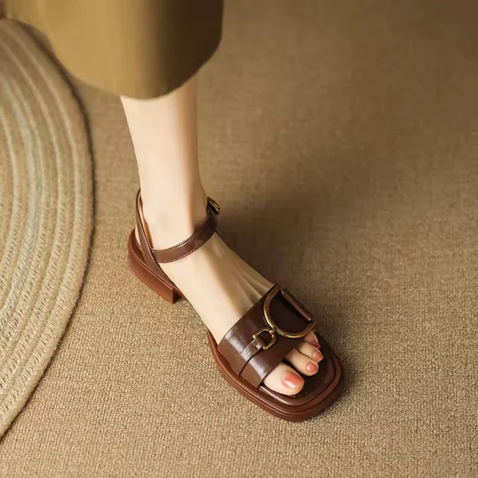 Alvine | Full Grain Leather Flat Sandals