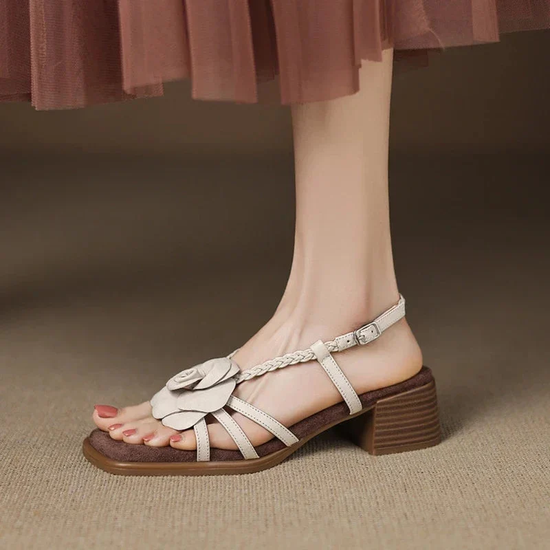 Laurianne | Chunky Heel Flower Band Sandals