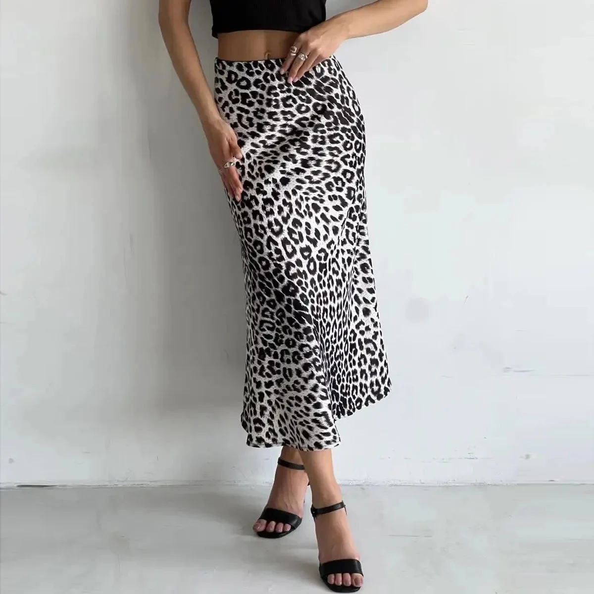 Alexandrine | Leopard Print Satin Skirt